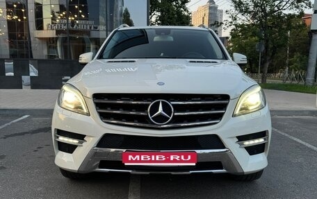 Mercedes-Benz M-Класс, 2013 год, 2 850 000 рублей, 2 фотография