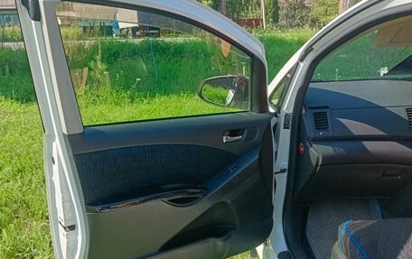 Toyota ISis I, 2014 год, 1 350 000 рублей, 7 фотография