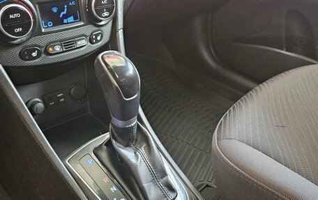 Hyundai Solaris II рестайлинг, 2014 год, 899 000 рублей, 15 фотография