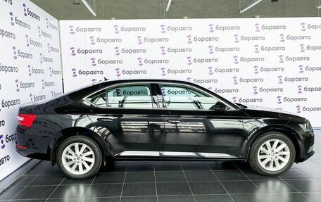 Skoda Superb III рестайлинг, 2015 год, 1 780 000 рублей, 6 фотография
