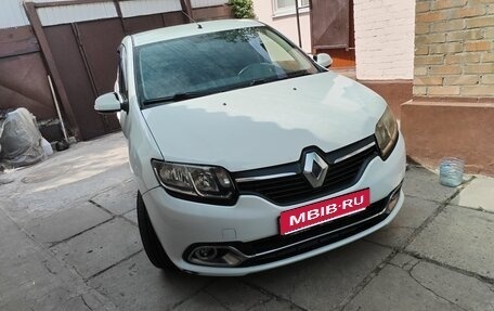 Renault Logan II, 2017 год, 699 000 рублей, 1 фотография