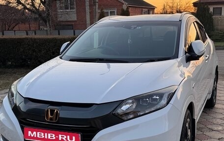 Honda Vezel, 2014 год, 1 290 000 рублей, 1 фотография