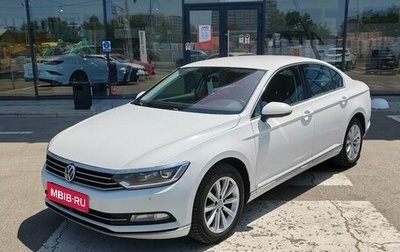 Volkswagen Passat B8 рестайлинг, 2018 год, 1 780 000 рублей, 1 фотография