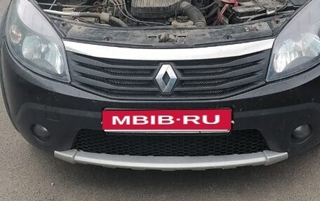 Renault Sandero II рестайлинг, 2014 год, 600 000 рублей, 2 фотография