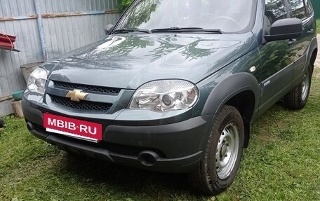 Chevrolet Niva I рестайлинг, 2014 год, 600 000 рублей, 2 фотография