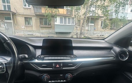 KIA Cerato IV, 2019 год, 1 900 000 рублей, 8 фотография