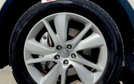 Infiniti QX70, 2013 год, 2 100 000 рублей, 16 фотография