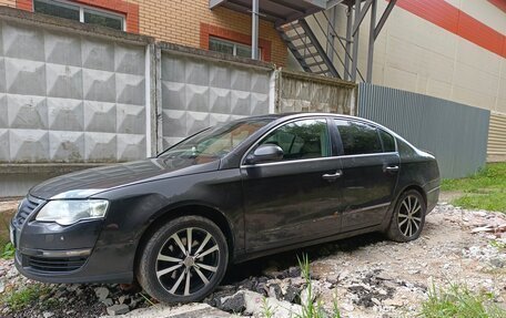Volkswagen Passat B6, 2006 год, 390 000 рублей, 3 фотография