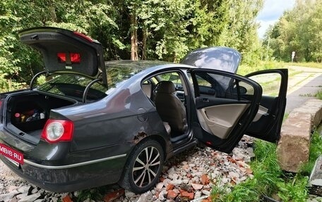 Volkswagen Passat B6, 2006 год, 390 000 рублей, 7 фотография