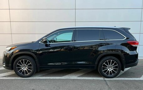 Toyota Highlander III, 2018 год, 2 899 000 рублей, 11 фотография