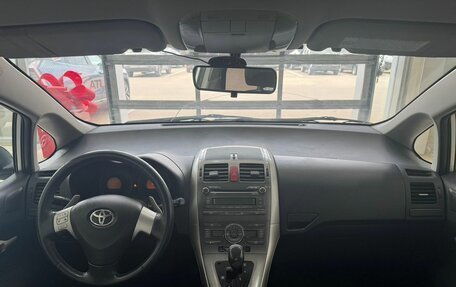 Toyota Auris II, 2007 год, 680 000 рублей, 5 фотография