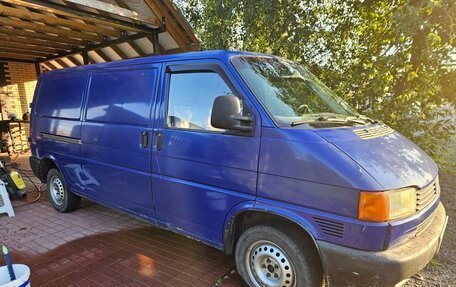 Volkswagen Transporter T4, 2000 год, 650 000 рублей, 3 фотография