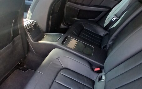 Mercedes-Benz CLS, 2013 год, 2 530 000 рублей, 13 фотография