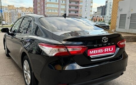 Toyota Camry, 2021 год, 2 740 000 рублей, 8 фотография