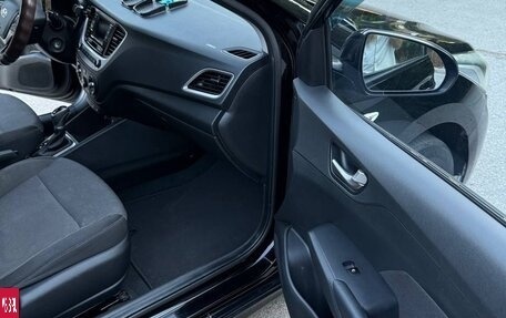 Hyundai Solaris II рестайлинг, 2018 год, 1 000 000 рублей, 14 фотография