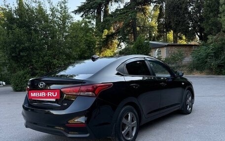 Hyundai Solaris II рестайлинг, 2018 год, 1 000 000 рублей, 7 фотография