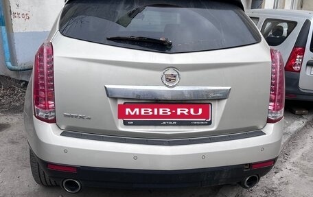 Cadillac SRX II рестайлинг, 2014 год, 1 400 000 рублей, 3 фотография