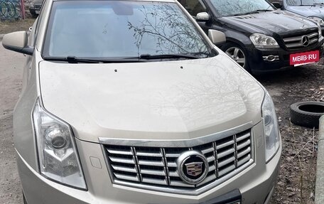 Cadillac SRX II рестайлинг, 2014 год, 1 400 000 рублей, 2 фотография