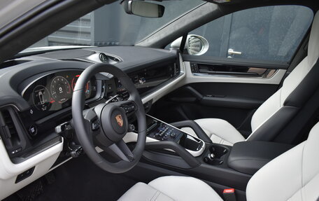 Porsche Cayenne III, 2025 год, 18 800 000 рублей, 14 фотография