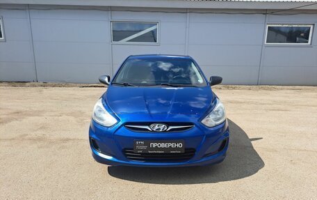 Hyundai Solaris II рестайлинг, 2011 год, 495 000 рублей, 2 фотография