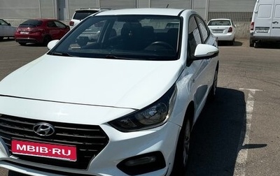 Hyundai Solaris II рестайлинг, 2018 год, 830 000 рублей, 1 фотография