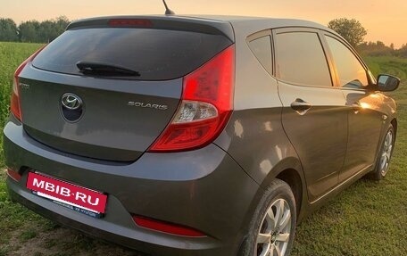 Hyundai Solaris II рестайлинг, 2015 год, 799 000 рублей, 2 фотография