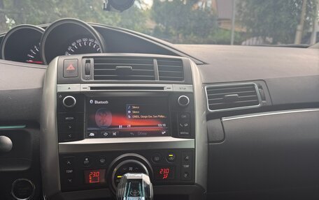 Toyota Verso I, 2014 год, 1 750 000 рублей, 14 фотография