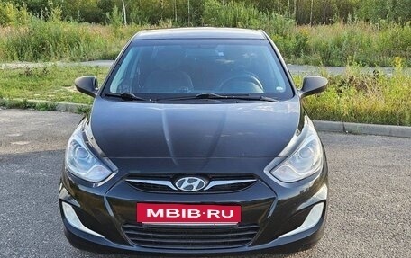 Hyundai Solaris II рестайлинг, 2012 год, 850 000 рублей, 9 фотография