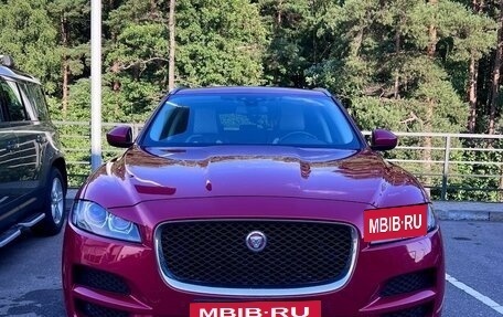Jaguar F-Pace, 2017 год, 2 680 000 рублей, 4 фотография