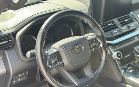 Toyota Land Cruiser, 2021 год, 10 000 000 рублей, 12 фотография