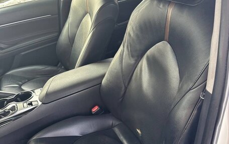 Toyota Camry, 2019 год, 1 500 000 рублей, 7 фотография