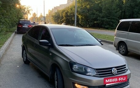 Volkswagen Polo VI (EU Market), 2015 год, 840 000 рублей, 3 фотография