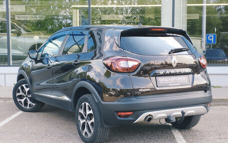 Renault Kaptur I рестайлинг, 2016 год, 1 000 000 рублей, 6 фотография