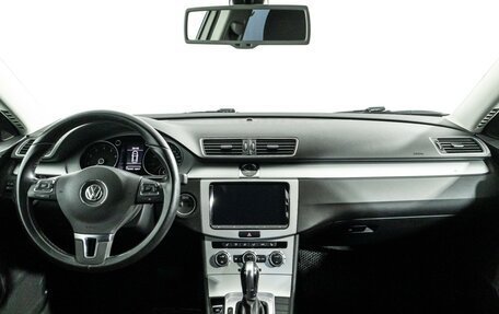 Volkswagen Passat B7, 2013 год, 1 249 898 рублей, 13 фотография