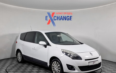 Renault Scenic III, 2010 год, 699 000 рублей, 2 фотография