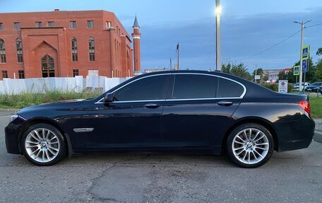 BMW 7 серия, 2011 год, 1 450 000 рублей, 2 фотография