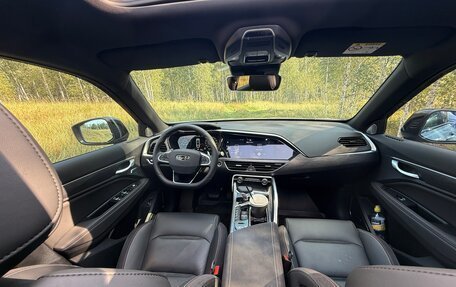 Geely Tugella FY11, 2024 год, 3 520 000 рублей, 2 фотография