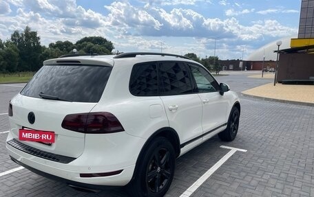 Volkswagen Touareg III, 2011 год, 1 580 000 рублей, 5 фотография