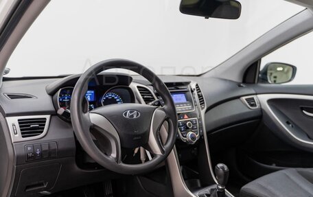 Hyundai i30 II рестайлинг, 2013 год, 700 000 рублей, 6 фотография