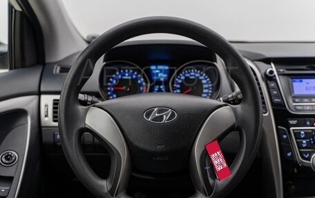 Hyundai i30 II рестайлинг, 2013 год, 700 000 рублей, 8 фотография