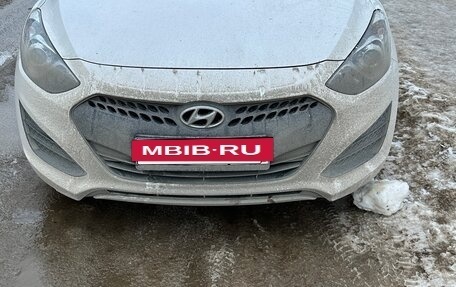 Hyundai i30 II рестайлинг, 2013 год, 700 000 рублей, 14 фотография