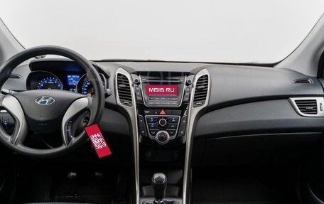 Hyundai i30 II рестайлинг, 2013 год, 700 000 рублей, 9 фотография