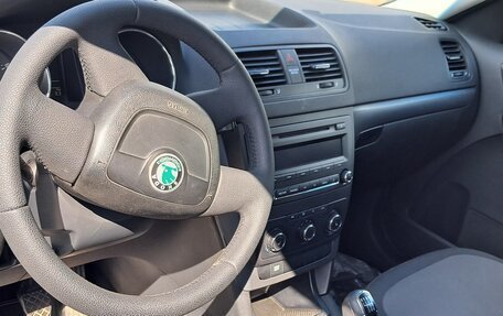 Skoda Yeti I рестайлинг, 2012 год, 630 000 рублей, 18 фотография