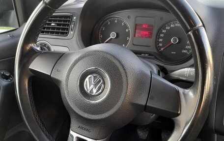 Volkswagen Polo VI (EU Market), 2012 год, 690 000 рублей, 14 фотография