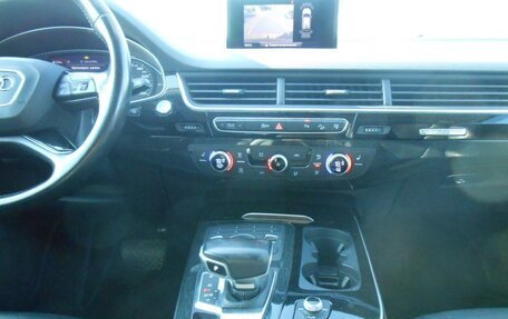 Audi Q7, 2015 год, 2 670 000 рублей, 13 фотография