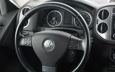 Volkswagen Tiguan I, 2010 год, 1 099 000 рублей, 13 фотография