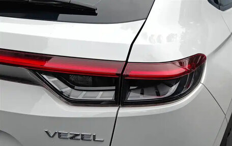 Honda Vezel, 2023 год, 1 751 000 рублей, 6 фотография