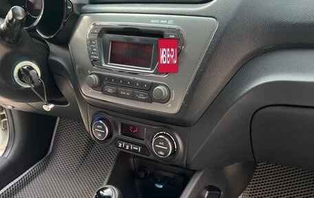 KIA Rio III рестайлинг, 2012 год, 1 000 000 рублей, 17 фотография