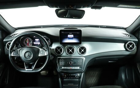 Mercedes-Benz GLA, 2017 год, 2 100 000 рублей, 12 фотография