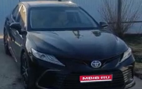 Toyota Camry, 2022 год, 3 250 000 рублей, 1 фотография